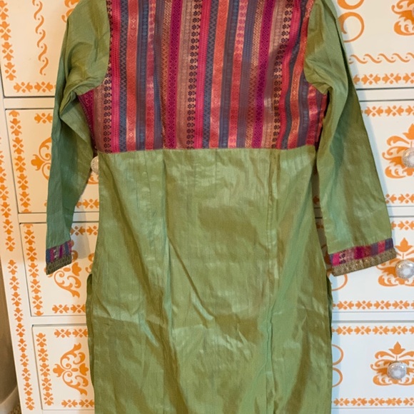 Kurta or long top - Picture 3 of 3